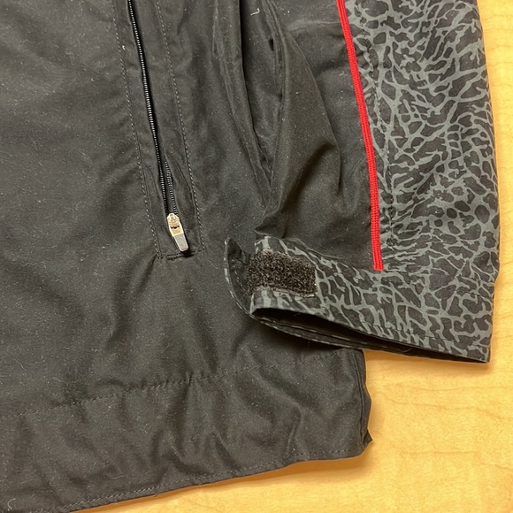 Nike Air Force 1‎ elephant print zip up jacket, size medium - Picture 6 of 13